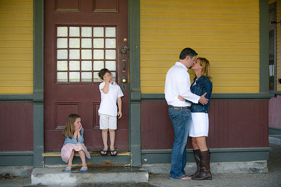 family photography at concord train station